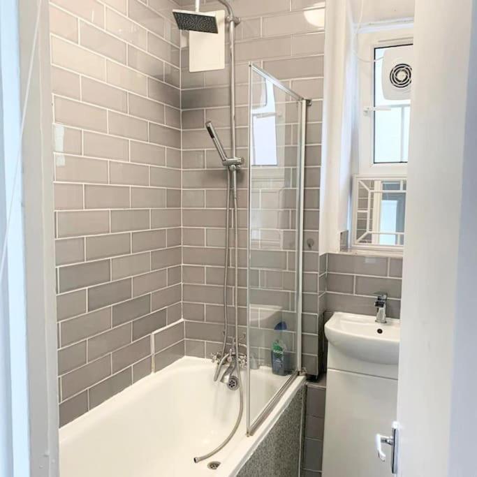 Fab Spot In Central London Ngoại thất bức ảnh
